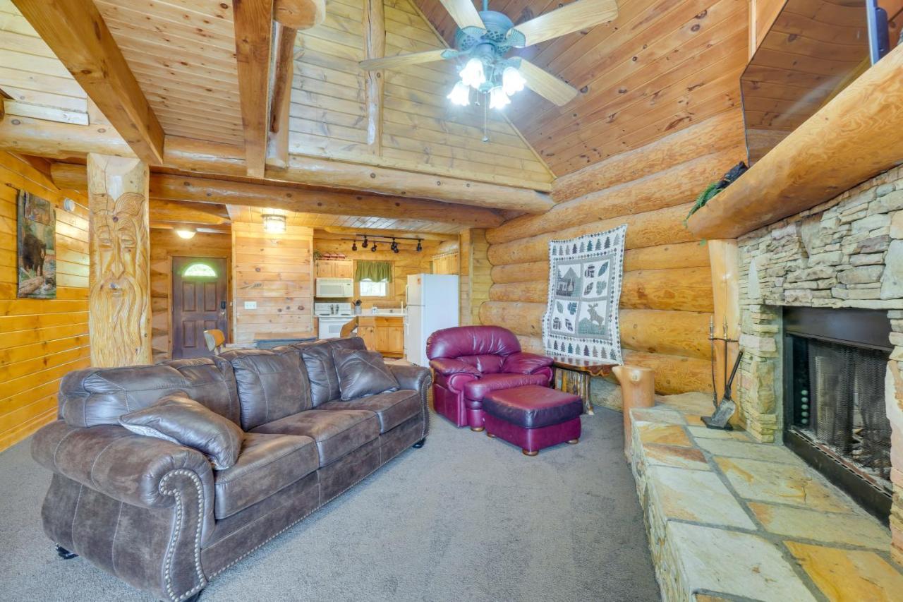 Smoky Mountain Vacation Rental Cabin With Hot Tub! แกตลิงเบิร์ก ภายนอก รูปภาพ